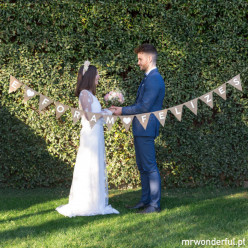 Bandeirolas Casamento - E foram felizes Mr Wonderful