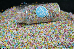 Decoração Estrelas Coloridas Pequenas 60g